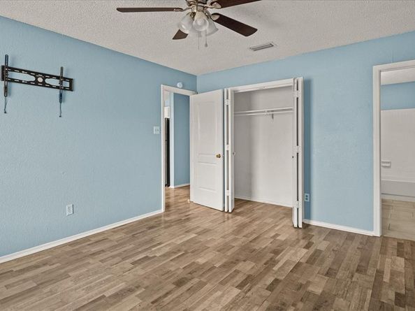 3812  Duck Creek Drive , Garland Texas 75043