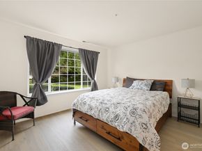 2051 S 368th Place 808, Federal Way WA 98003