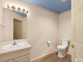 2051 S 368th Place 808, Federal Way WA 98003