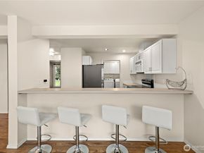 2051 S 368th Place 808, Federal Way WA 98003