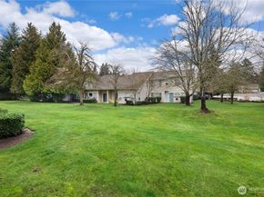 2051 S 368th Place 808, Federal Way WA 98003