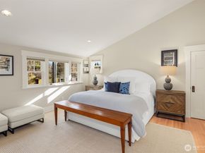 5113 47th Avenue NE, Seattle WA 98105