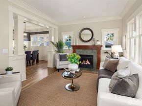 5113 47th Avenue NE, Seattle WA 98105