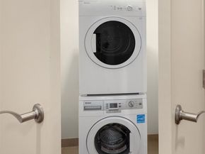 10610 NE 9th Place 809, Bellevue WA 98004