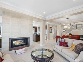 23905 43rd Avenue S, Kent WA 98032