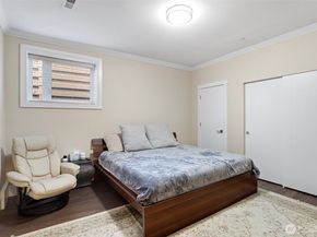 23905 43rd Avenue S, Kent WA 98032