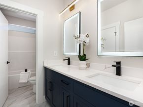 1509 243rd Place SW 1, Bothell WA 98021