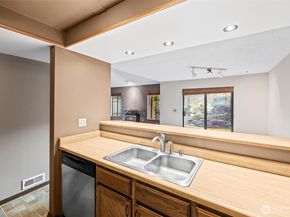 31727 47th Lane SW C, Federal Way WA 98023