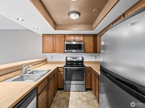 31727 47th Lane SW C, Federal Way WA 98023