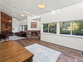 31727 47th Lane SW C, Federal Way WA 98023