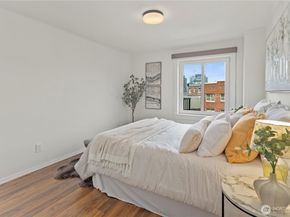 1300 University Street 2G, Seattle WA 98101