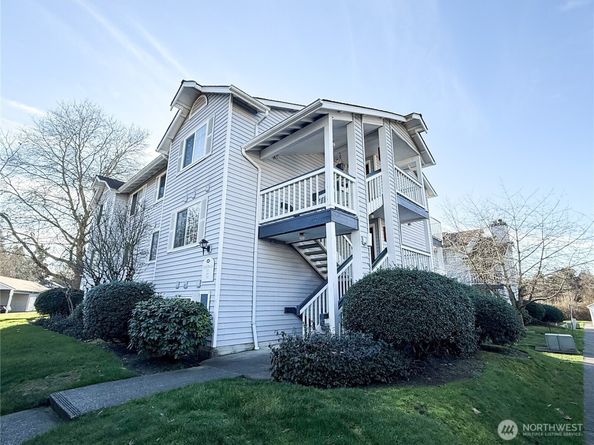 7453 Newcastle Golf Club RD K201, Newcastle WA 98059