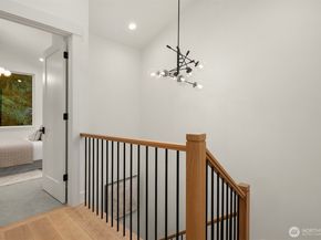 7020 127th Avenue NE, Kirkland WA 98033