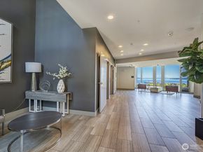 50 Pine Street 105, Edmonds WA 98020