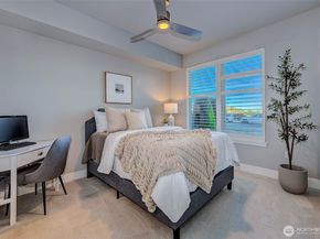 50 Pine Street 105, Edmonds WA 98020