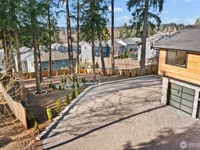 4215 228th Street SE, Bothell WA 98021