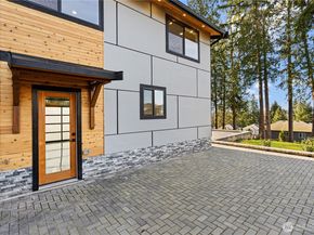 4215 228th Street SE, Bothell WA 98021
