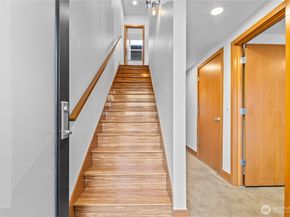 1506 44th Avenue SW B, Seattle WA 98116