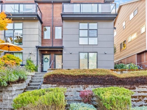 1506 44th Avenue SW B, Seattle WA 98116