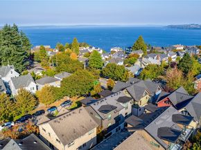 1506 44th Avenue SW B, Seattle WA 98116
