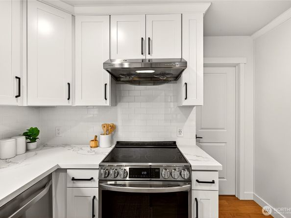 13750 3rd Avenue NW, Seattle WA 98177