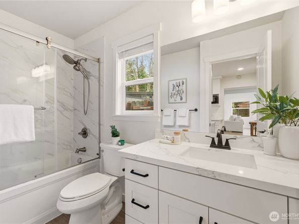 13750 3rd Avenue NW, Seattle WA 98177