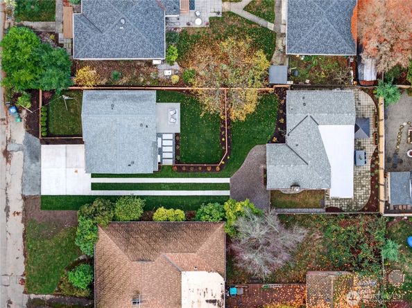 13750 3rd Avenue NW, Seattle WA 98177