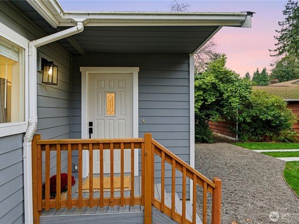 13750 3rd Avenue NW, Seattle WA 98177