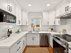 13750 3rd Avenue NW, Seattle WA 98177