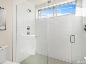 3246 B 14th Avenue W, Seattle WA 98119