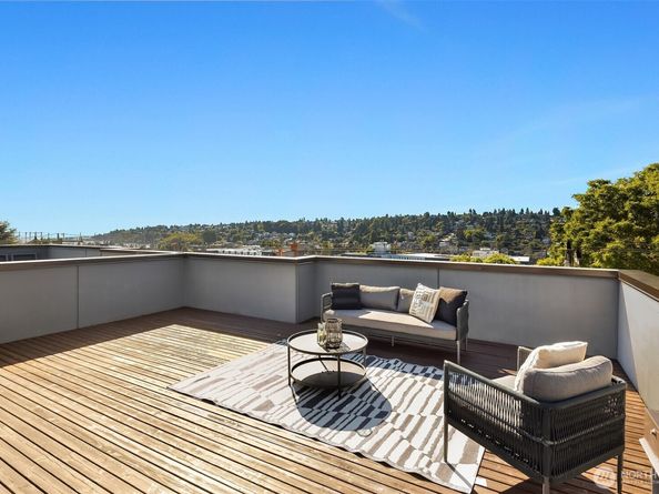 3246 B 14th Avenue W, Seattle WA 98119