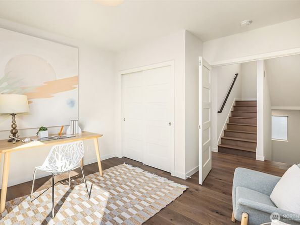 3246 B 14th Avenue W, Seattle WA 98119