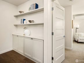 3246 B 14th Avenue W, Seattle WA 98119