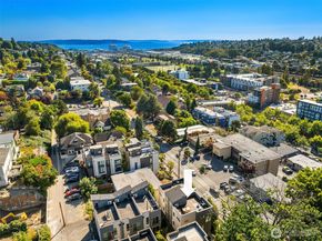 3246 B 14th Avenue W, Seattle WA 98119