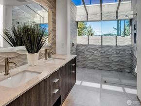 9204 SE 33rd Place, Mercer Island WA 98040