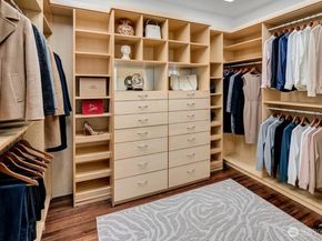 9204 SE 33rd Place, Mercer Island WA 98040