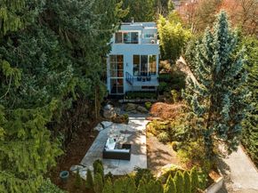 9204 SE 33rd Place, Mercer Island WA 98040