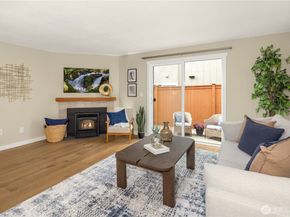 7740 196th Street SW 14, Edmonds WA 98026