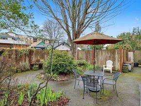 421 Wells Avenue S, Renton WA 98057
