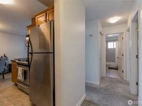 1113 Kirkland Avenue 4B, Kirkland WA 98033