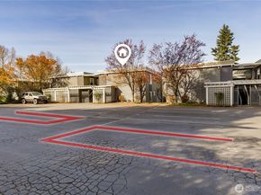 1113 Kirkland Avenue 4B, Kirkland WA 98033