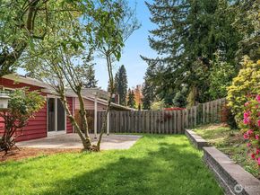 14335 109th Avenue NE, Kirkland WA 98034
