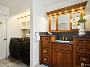 14335 109th Avenue NE, Kirkland WA 98034