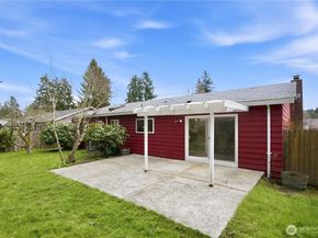 14335 109th Avenue NE, Kirkland WA 98034