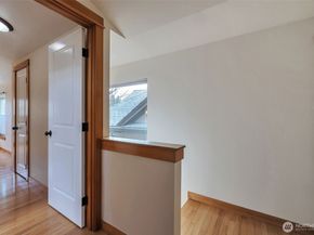 2221 E Spruce Street, Seattle WA 98122
