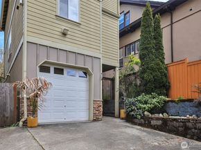 2221 E Spruce Street, Seattle WA 98122