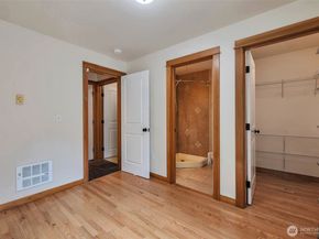 2221 E Spruce Street, Seattle WA 98122