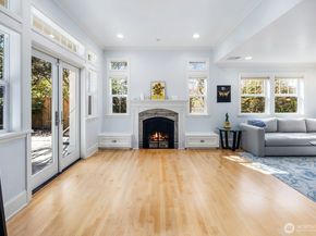6030 Ann Arbor Avenue NE, Seattle WA 98115