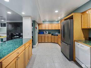 6030 Ann Arbor Avenue NE, Seattle WA 98115