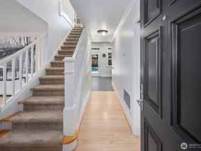 6030 Ann Arbor Avenue NE, Seattle WA 98115